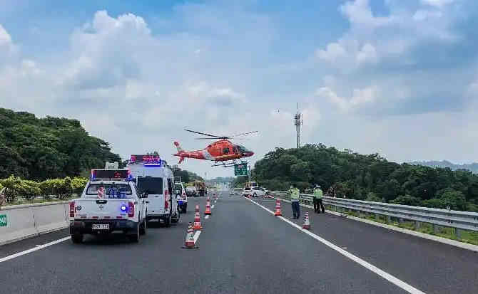 罗城高速公路汽车救援案例